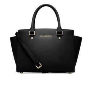 Michael Kors Selma Bag-Black